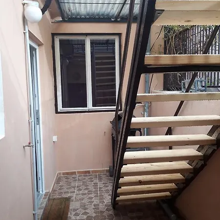 Apartment T & D